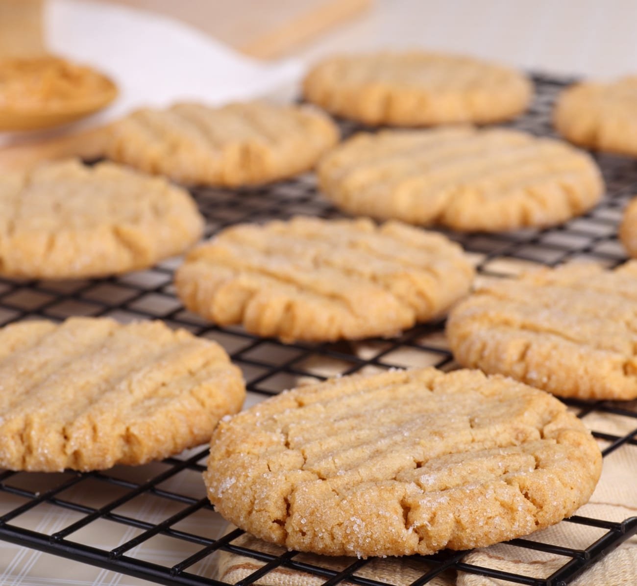 The Perfect Peanut Butter Cookies â 12 Tomatoes